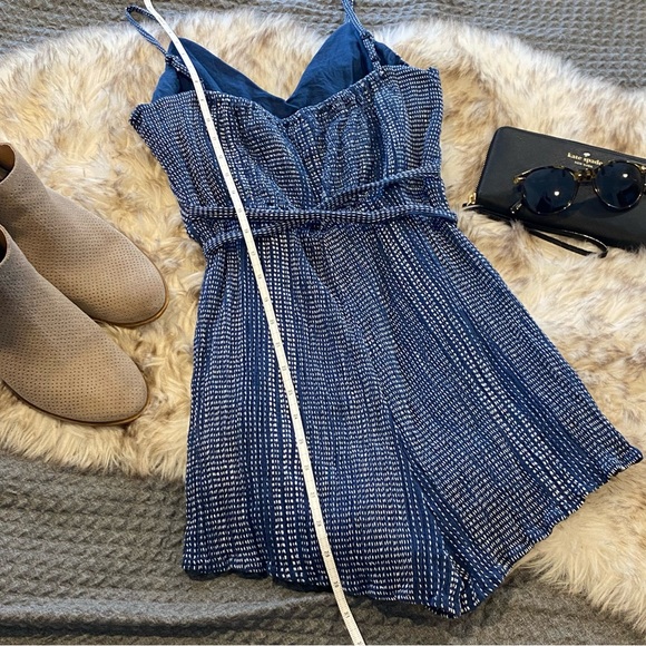 Express Romper with tie - Picture 3 of 8